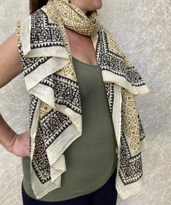 Originele handbedrukte blockprint sjaals uit India. Gemaakt met de blockprint methode, een eeuwen-oude techniek waarbij met houten stempels de stof bedrukt wordt.
