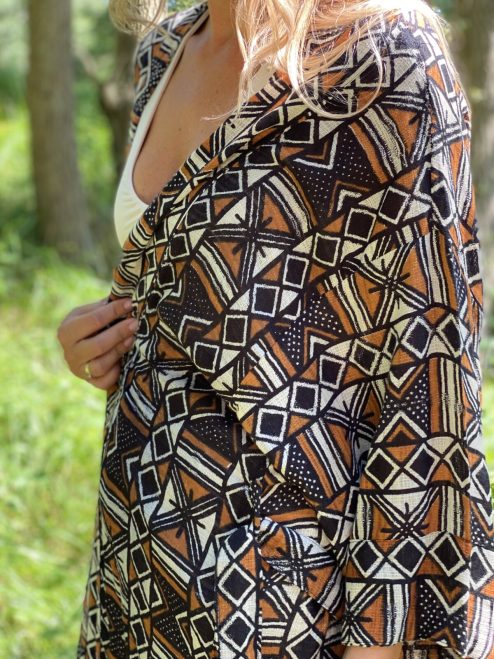 Kimono uit india gemaakt van een flinterdunne linnenlook 100 % katoen met een prachtig met de hand geblockprint patroon. One size fits all. Free size. Blockprint.